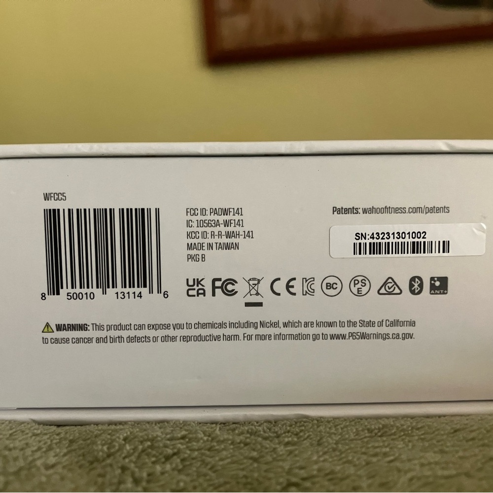 ELEMNT BOLT GPS Bike Computer - Black - Picture 3 of 4